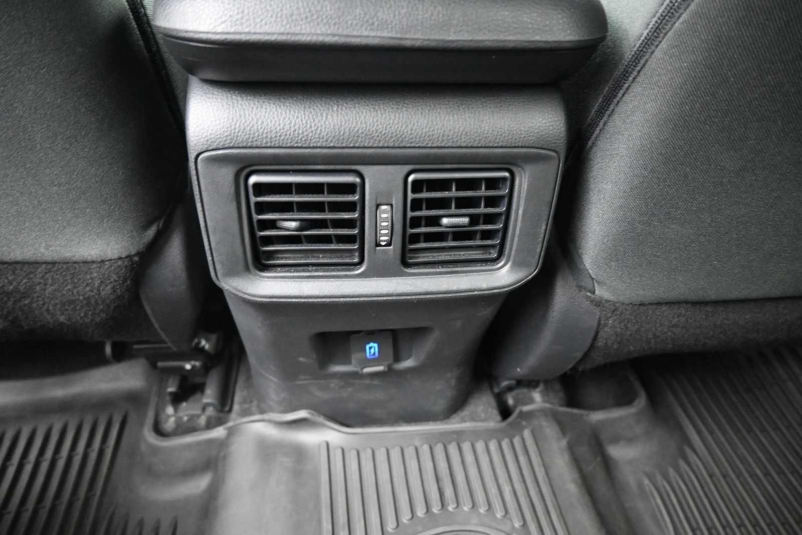 Used 2023 Toyota RAV4 LE AWD/4WD image 14