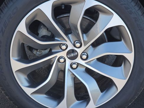 Used 2023 Lincoln Aviator Grand Touring w/ Equipment Group 301A image 10