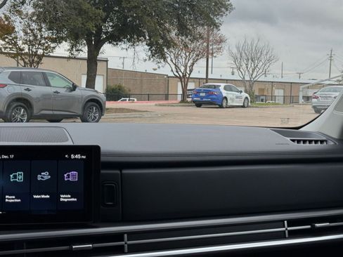 Used 2025 Hyundai Santa Fe SEL image 37