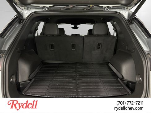 Used 2025 Chevrolet Blazer RS w/ Driver Confidence II Package AWD/4WD image 18