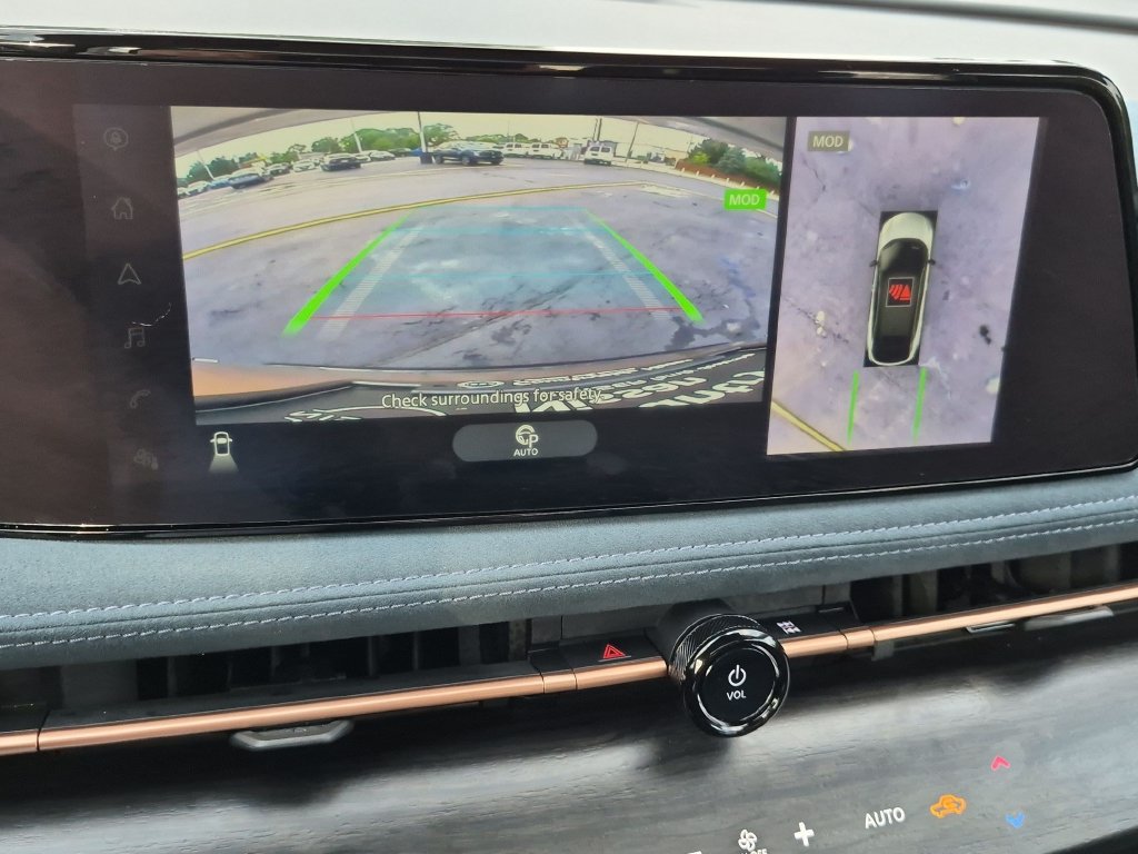 Used 2024 Nissan Ariya AWD image 21