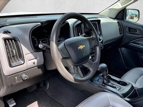 Used 2019 Chevrolet Colorado W/T RWD image 14