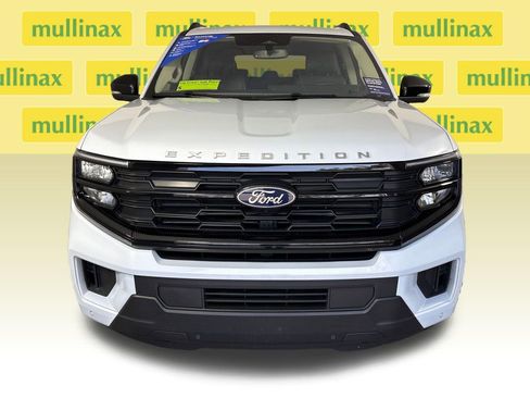 Certified 2025 Ford Expedition Max Active AWD/4WD image 15