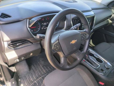 Used 2018 Chevrolet Traverse LS image 10