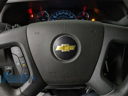 Used 2021 Chevrolet Express 2500 w/ Driver Convenience Package RWD image 29