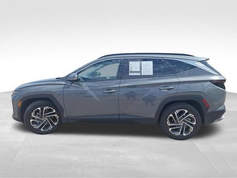 Used 2025 Hyundai Tucson Limited FWD image 4