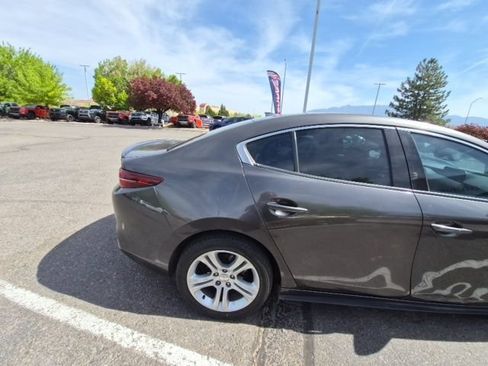 Used 2021 MAZDA MAZDA3 s image 22