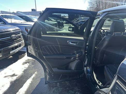 Used 2023 Ford Edge ST w/ Equipment Group 401A AWD/4WD image 12