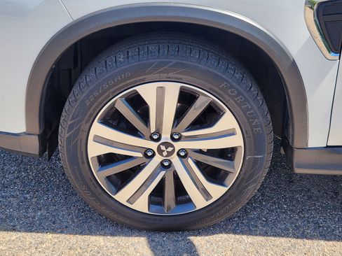 Used 2020 Mitsubishi Outlander Sport SE AWD/4WD image 7