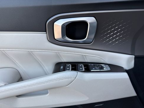 New 2026 Kia Sorento SX image 11
