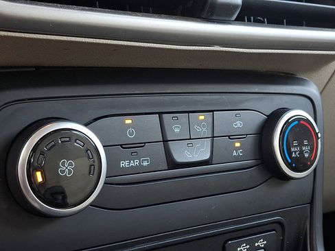 Used 2021 Ford EcoSport S image 16