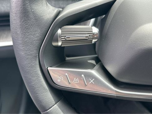 Used 2024 Lucid Air Pure RWD image 22