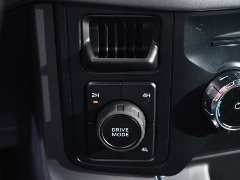 New 2025 Ford F150 XLT w/ Equipment Group 302A MID image 31