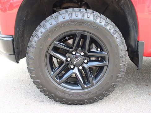 Used 2020 Chevrolet Silverado 1500 LT Trail Boss AWD/4WD image 29
