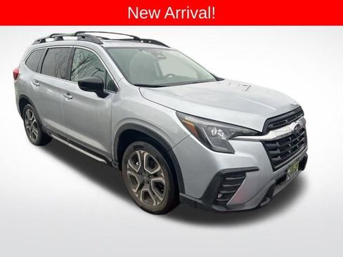 Used 2024 Subaru Ascent Limited w/ Technology Package image 1
