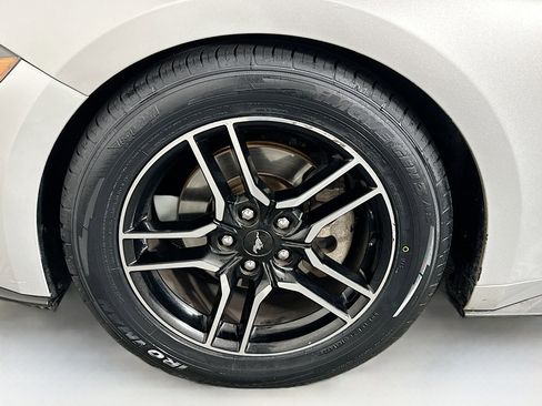 Used 2018 Ford Mustang Premium w/ Equipment Group 201A RWD image 11