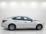 Used 2015 Nissan Altima 2.5 S w/ Power Driver Seat Package image 4