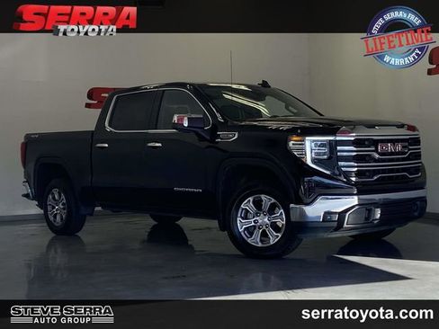 Used 2025 GMC Sierra 1500 SLT image 1