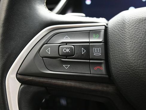 Used 2022 Jeep Grand Cherokee L Limited image 25