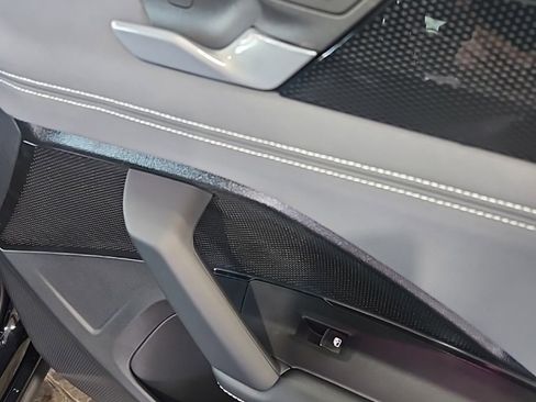 New 2026 Volkswagen Tiguan SE image 12