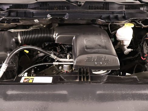 Used 2019 RAM 1500 Tradesman RWD image 18