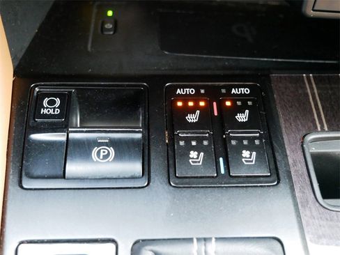 Certified 2022 Lexus RX 450h AWD w/ Luxury Package image 22