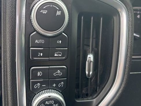 Used 2019 GMC Sierra 1500 Elevation w/ Elevation Value Package AWD/4WD image 14