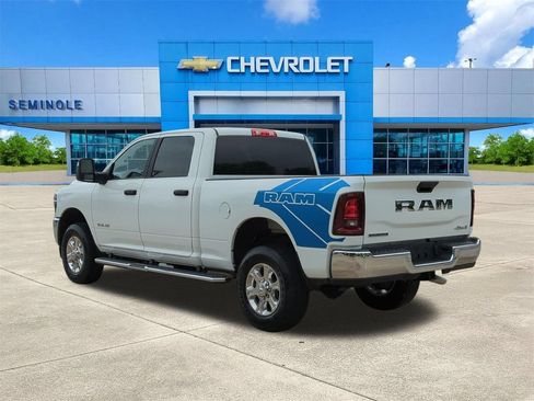 Used 2026 RAM 2500 Big Horn AWD/4WD image 3