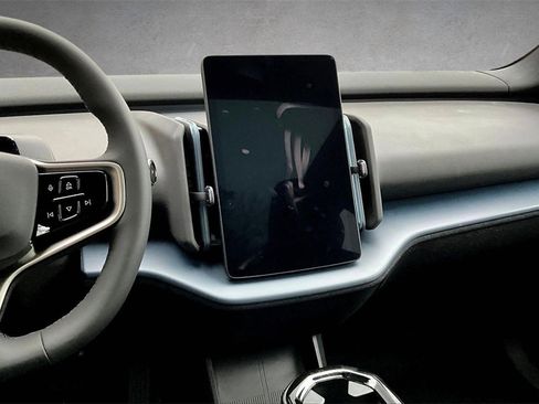 New 2025 Volvo EX30 Ultra w/ Protection Package Premier image 6