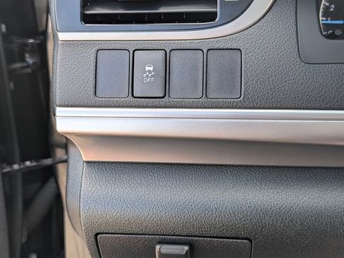 Used 2014 Toyota Camry SE FWD image 28