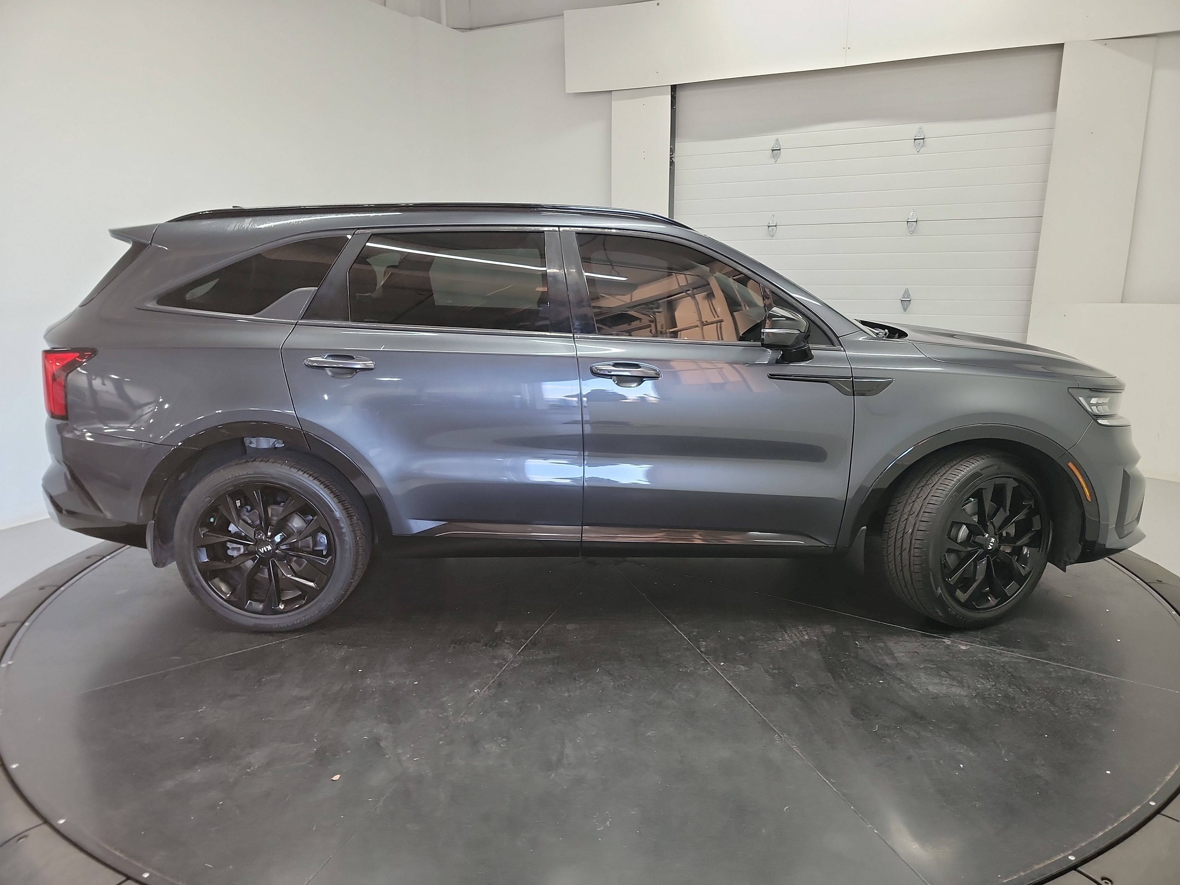 Used 2021 Kia Sorento SX FWD image 11