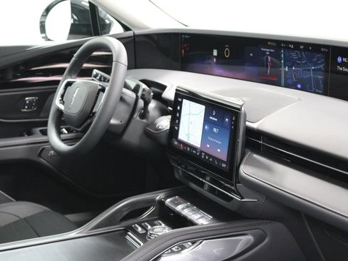 New 2026 Lincoln Nautilus Reserve w/ Jet Appearance Package image 29