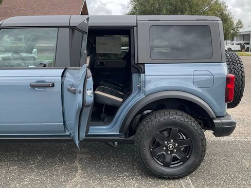 New 2025 Ford Bronco Big Bend w/ Black Diamond Package image 29