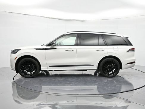 New 2025 Lincoln Aviator Reserve w/ Equipment Group 201A image 9