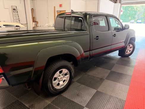 Used 2014 Toyota Tacoma 4x4 Double Cab w/ SR5 Package image 11