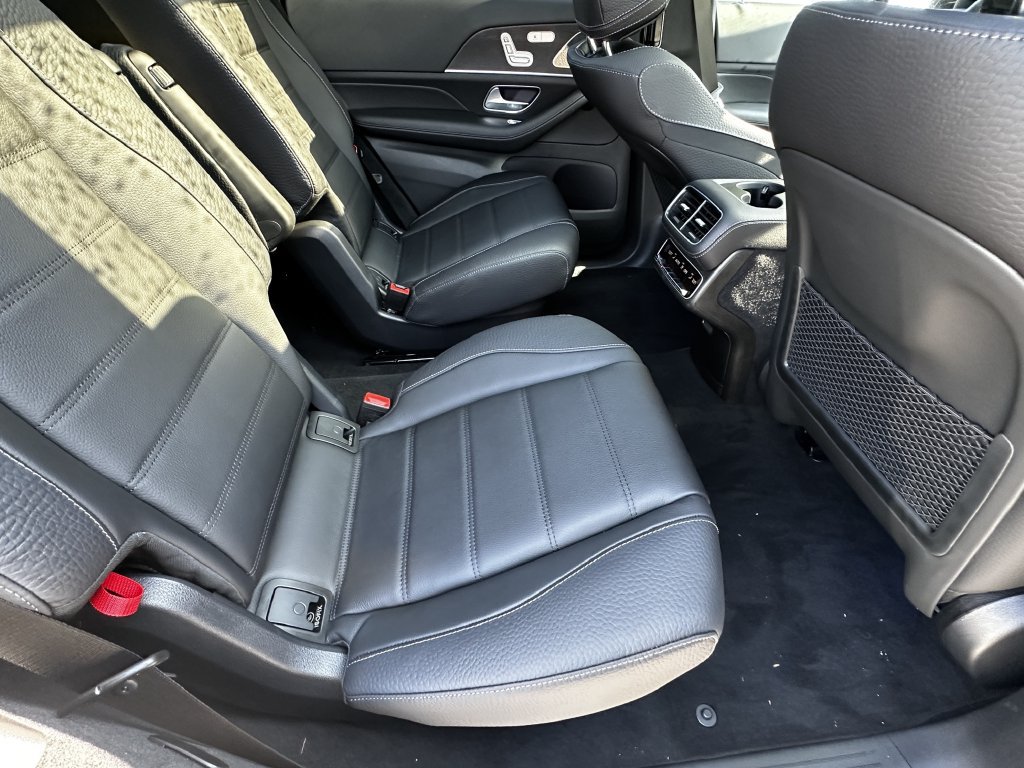 New 2026 Mercedes-Benz GLS 450 4MATIC image 18