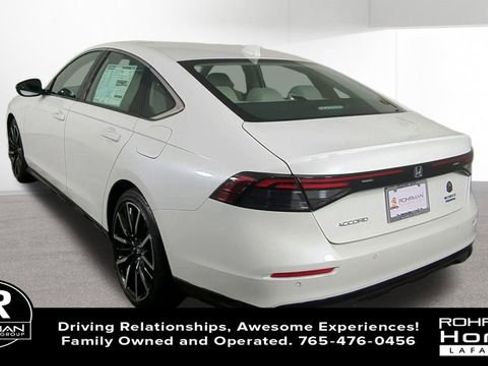 New 2026 Honda Accord Touring image 7