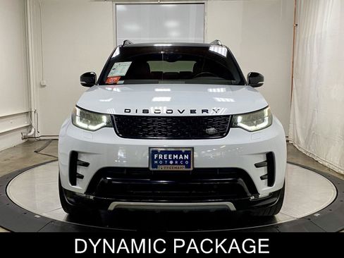 Used 2017 Land Rover Discovery HSE AWD/4WD image 3