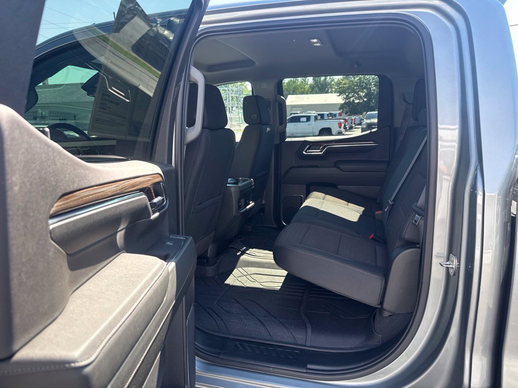 Used 2024 Chevrolet Silverado 1500 RST w/ Protection Package AWD/4WD image 15