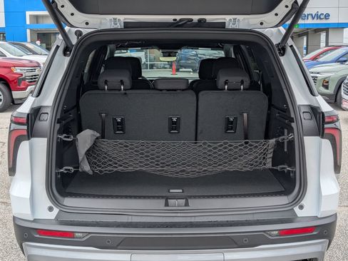 New 2026 Chevrolet Traverse LT w/ Driver Confidence Package image 11