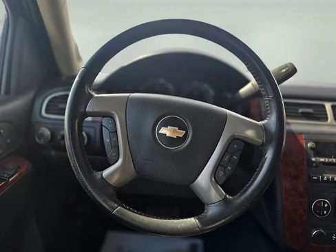 Used 2013 Chevrolet Avalanche LT w/ All-Star Edition image 15