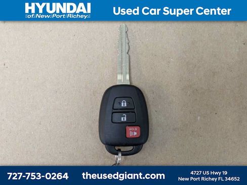 Used 2026 Toyota Corolla Cross L FWD image 32