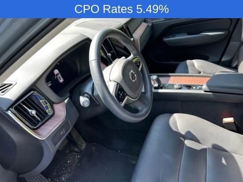 Used 2023 Volvo XC60 B5 Plus w/ Climate Package AWD/4WD image 3