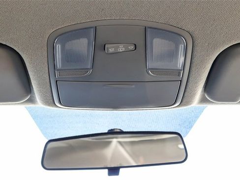 Used 2018 Hyundai Elantra SEL image 18