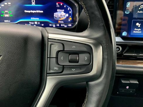 Used 2024 Chevrolet Silverado 2500 LT image 24