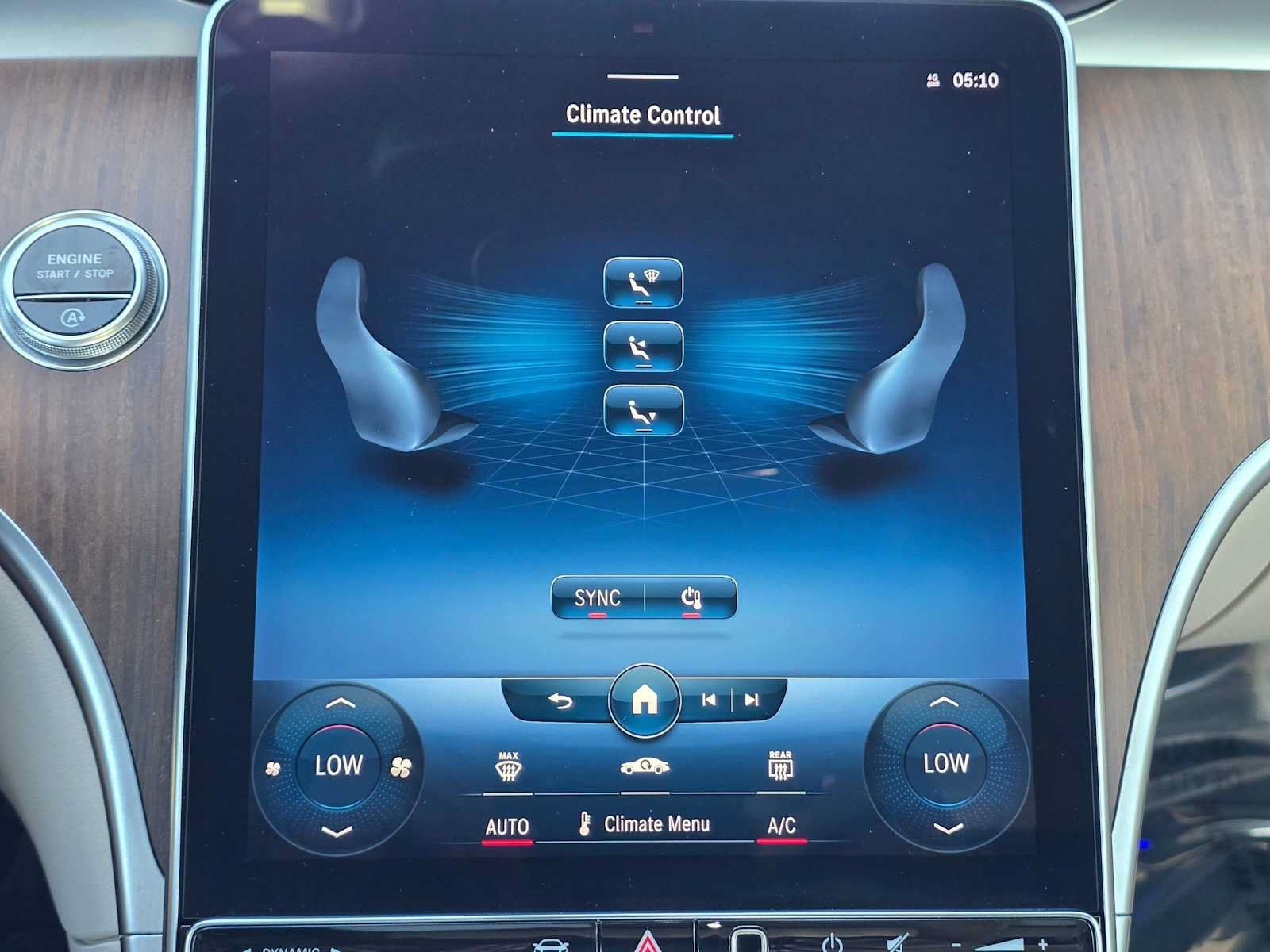 Used 2022 Mercedes-Benz C 300 Sedan image 29
