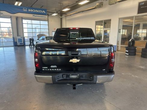 Used 2008 Chevrolet Silverado 1500 LT w/ Suspension Package, Off-Road image 4