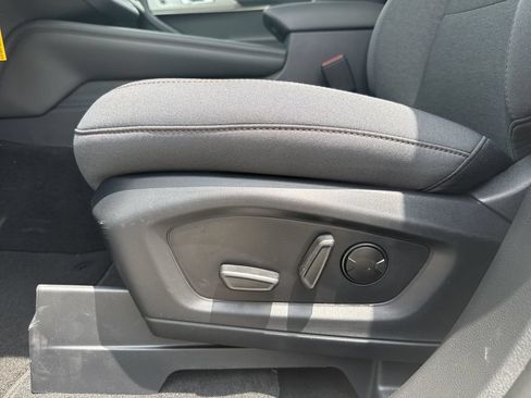 New 2026 Ford Explorer Active RWD image 14
