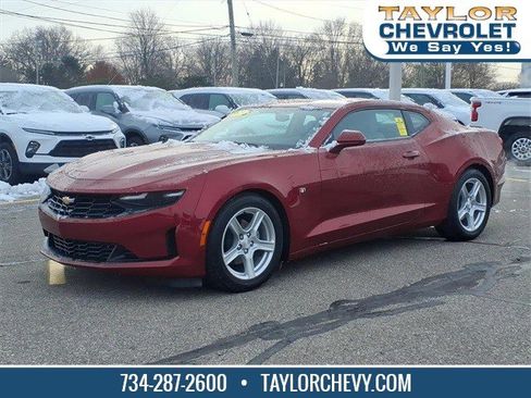 Certified 2021 Chevrolet Camaro LT w/ Technology Package image 1
