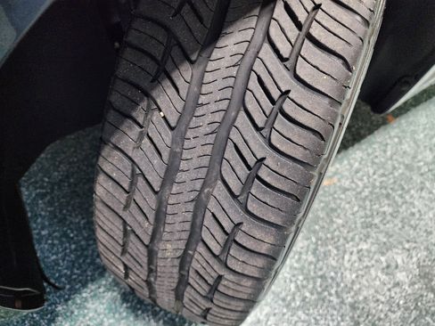 Used 2016 Chevrolet Cruze LT image 13